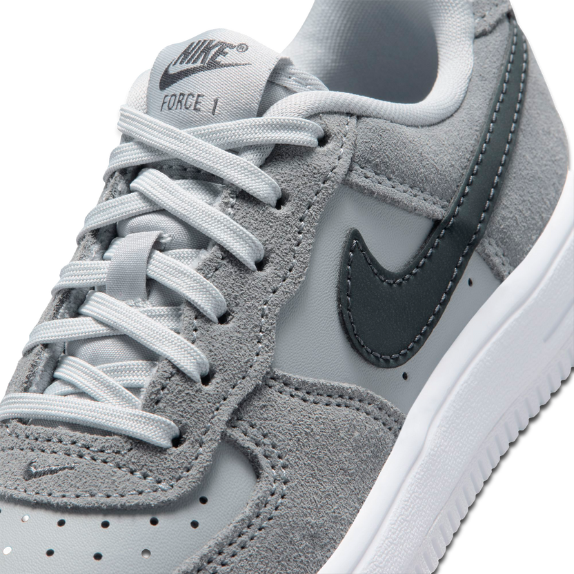 Air Force 1 Ess+ (PS)
